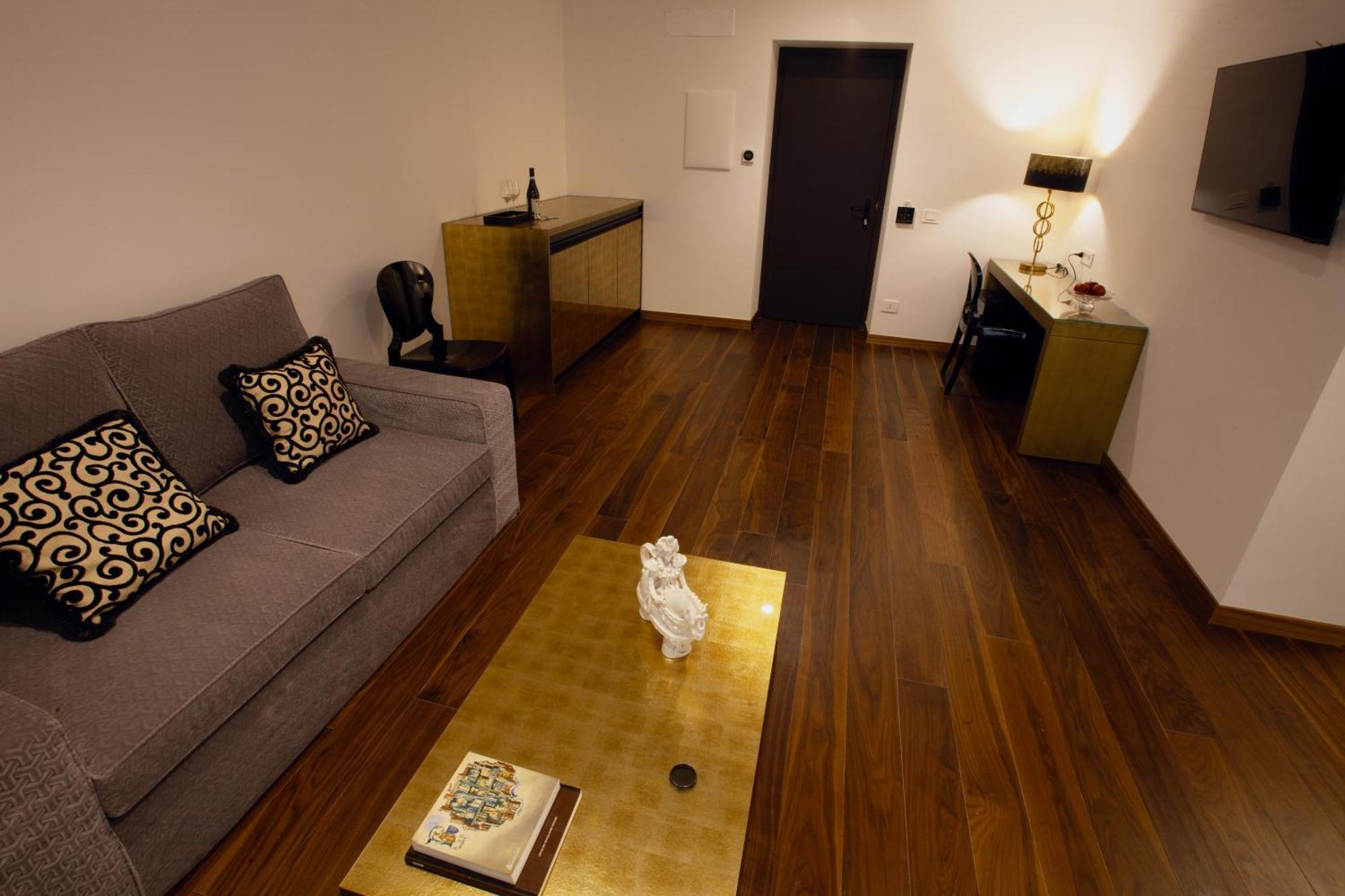 ホテル Palazzo Cartari パレルモ 部屋 写真
