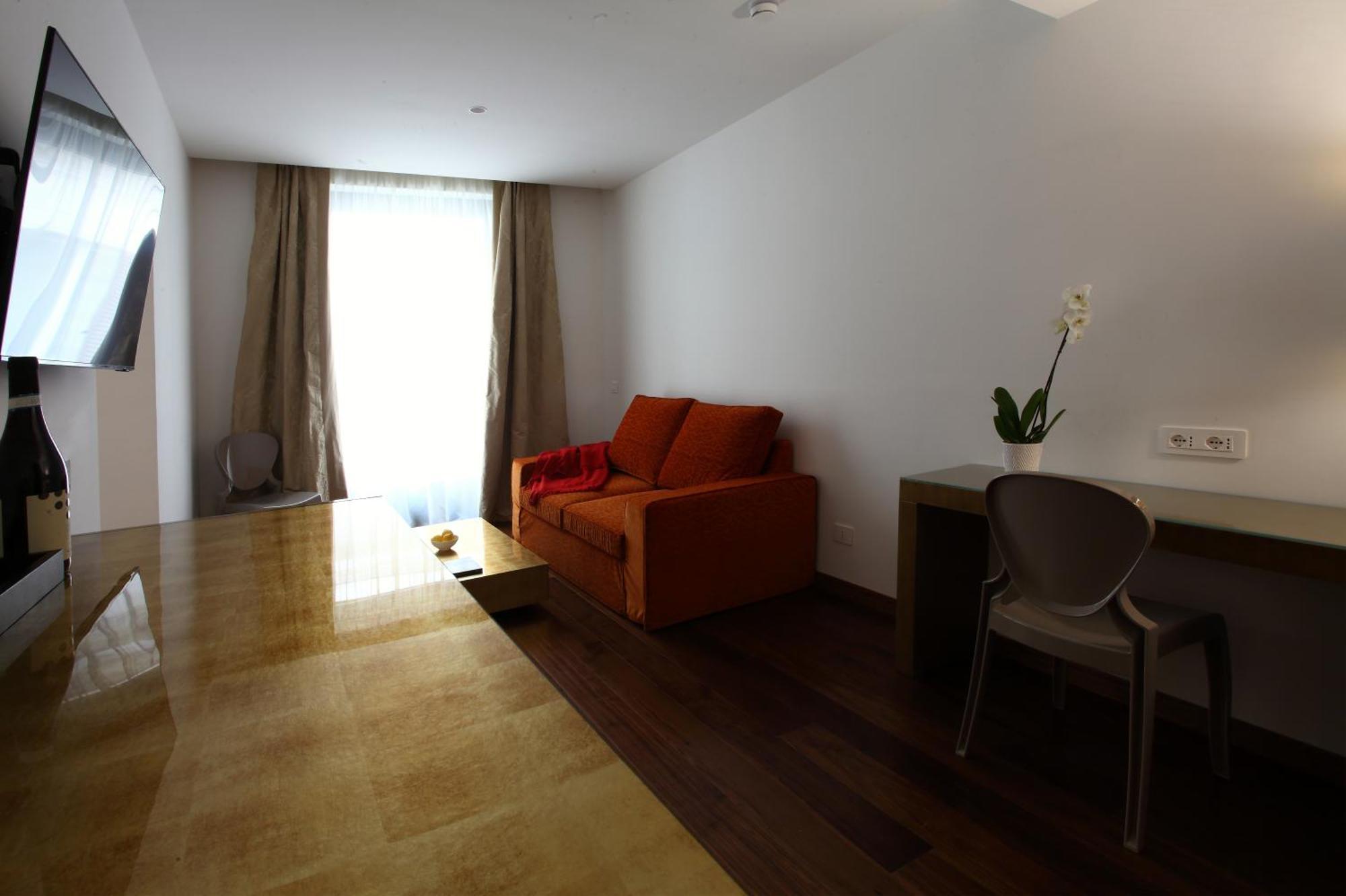 ホテル Palazzo Cartari パレルモ 部屋 写真